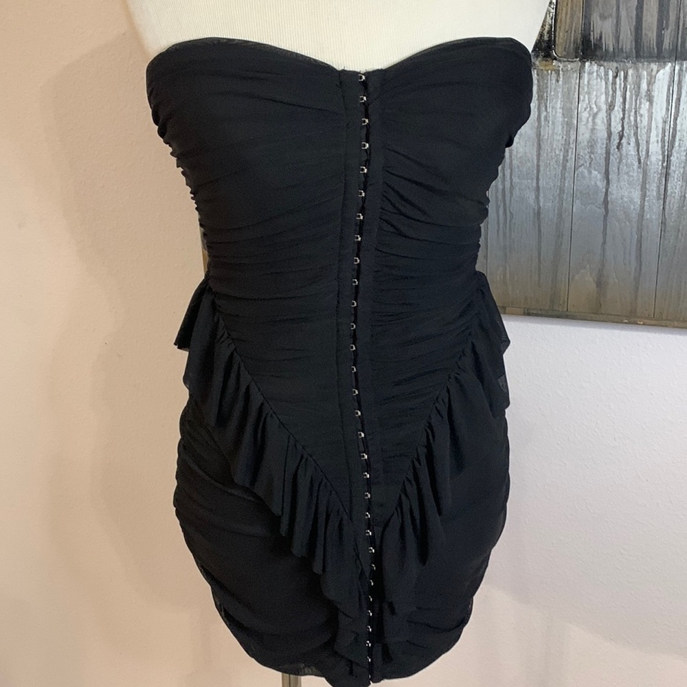 Ruched mini dress black Medium Fashion Nova